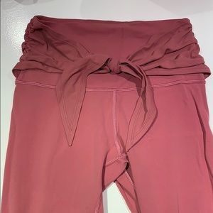 Lululemon: Align Pant 25”